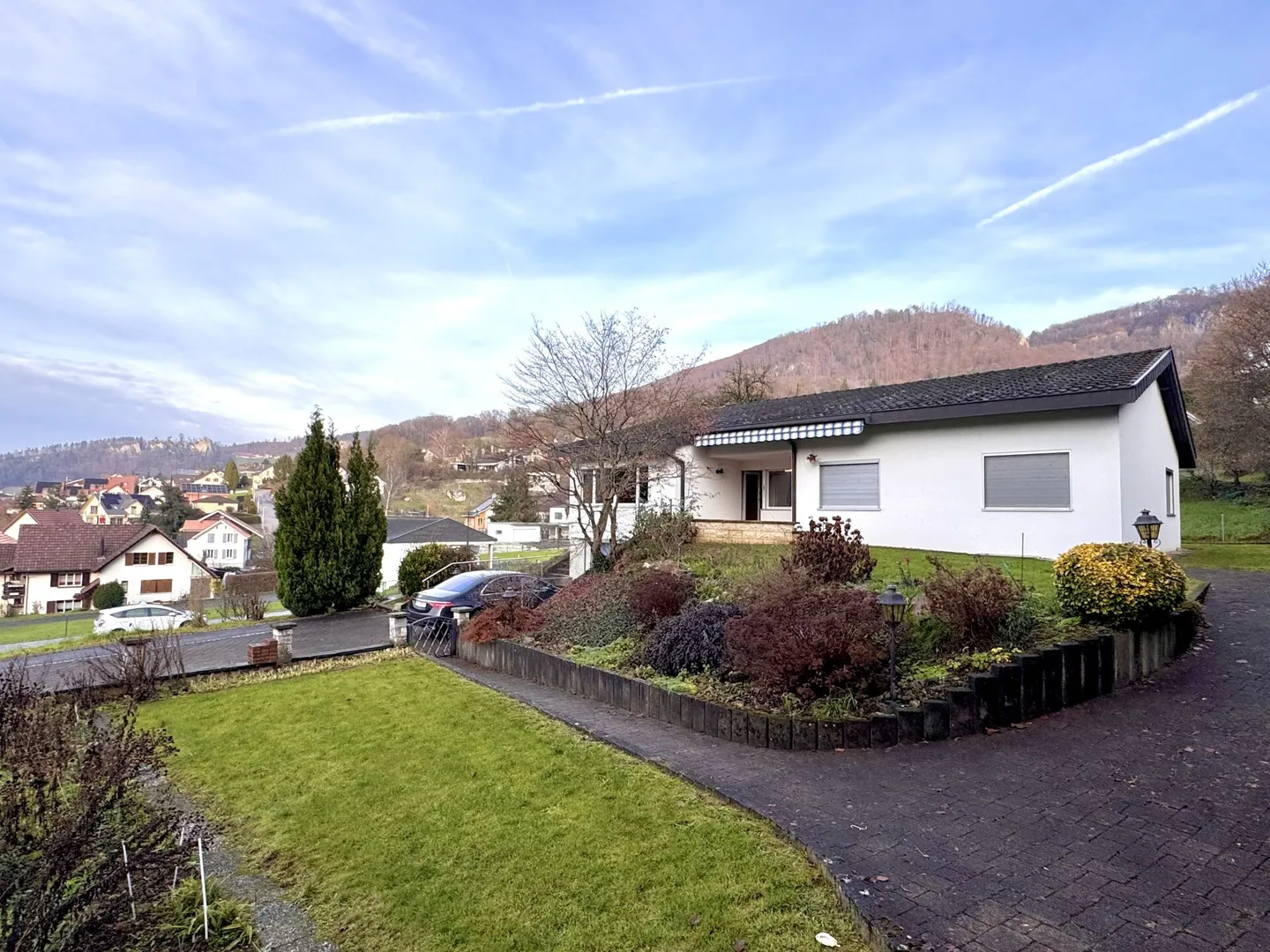 Detached single-family house with a wide view - Photo 1 of 14