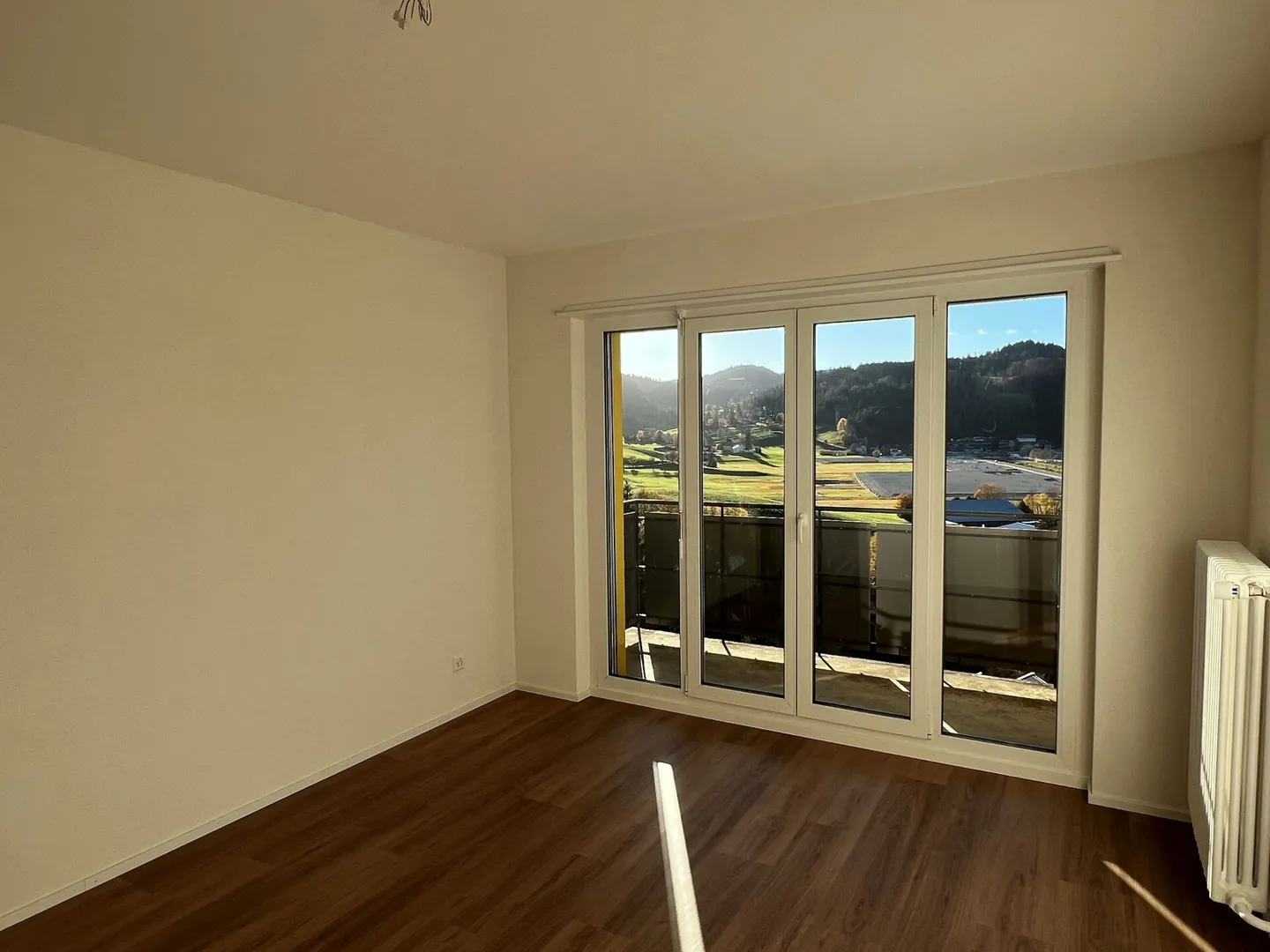 Jeanneret 26 10° - Appartamento di 5 stanze - Foto 7 di 9