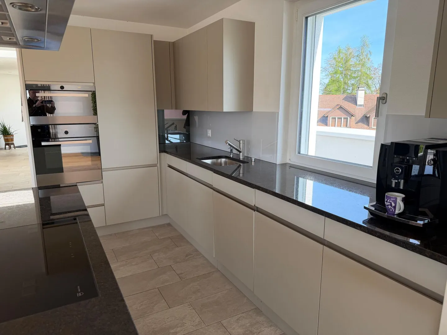 Spacious, modern 4.5 room penthouse apartment - Photo 11 of 14