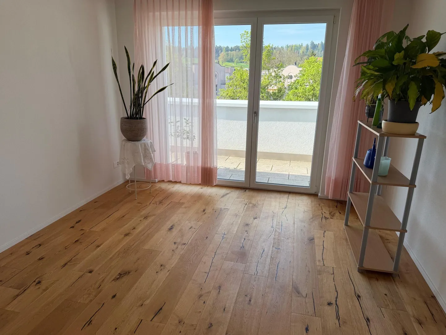 Spacious, modern 4.5 room penthouse apartment - Photo 8 of 14