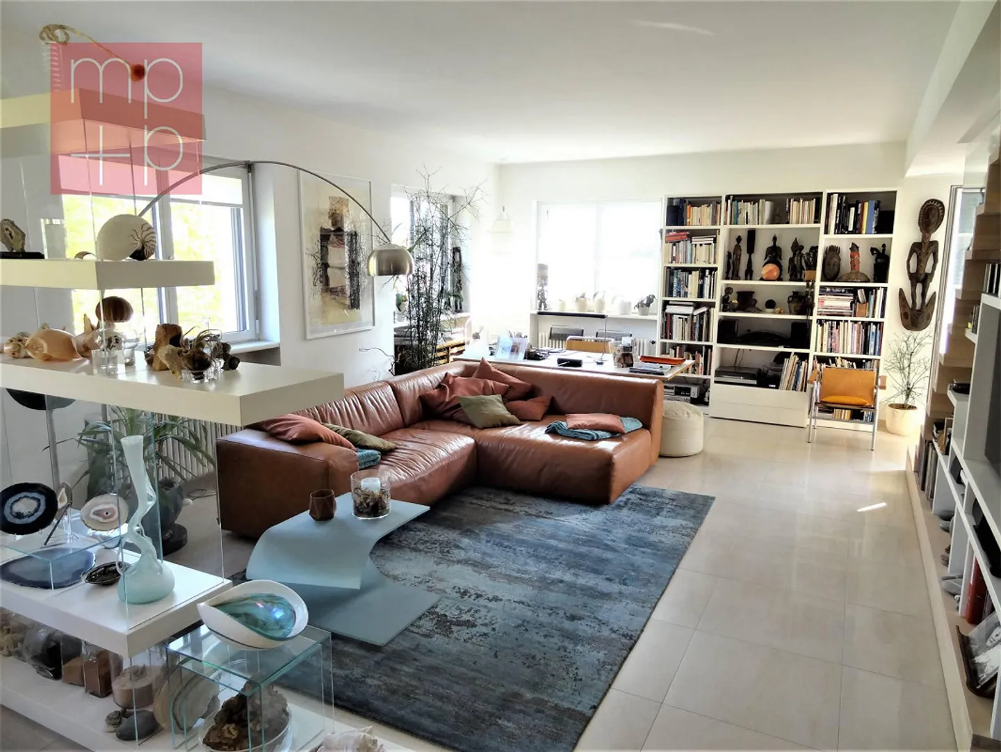 Mehrfamilienhaus in Lugano - Foto 1 von 8