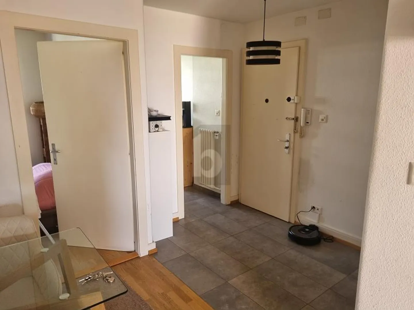 Appartement Charmant avec Balcon - Photo 2 sur 6