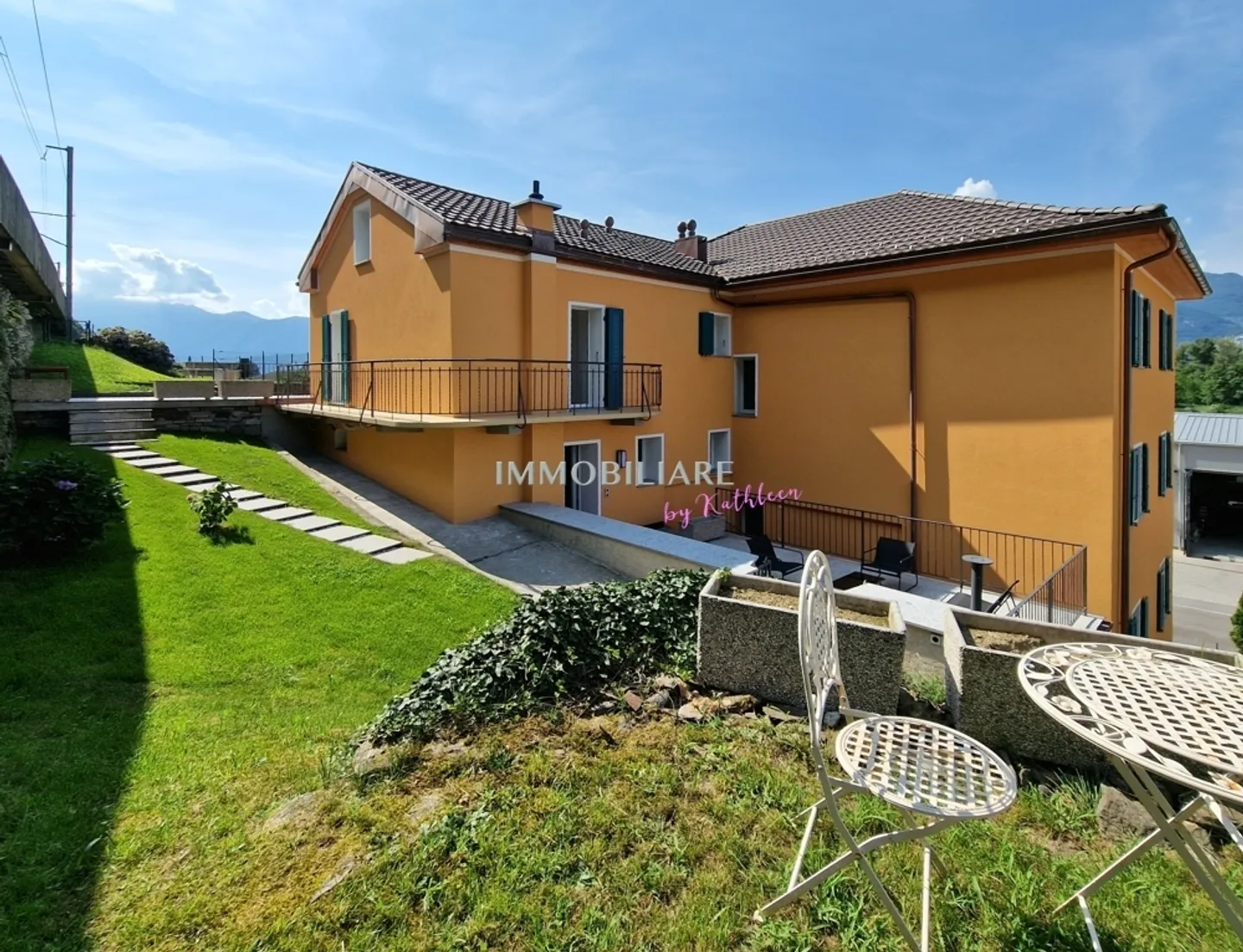 Appartamento per vacanze ristrutturato con grande terrazza in casa ticinese - Foto 7 di 10