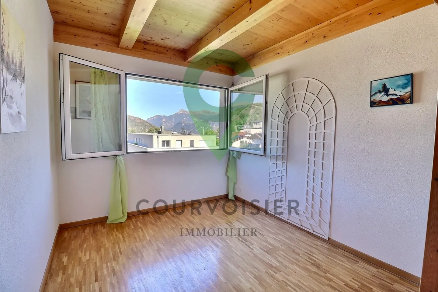Spacious Attic with Alpine Views - Photo 4 of 12