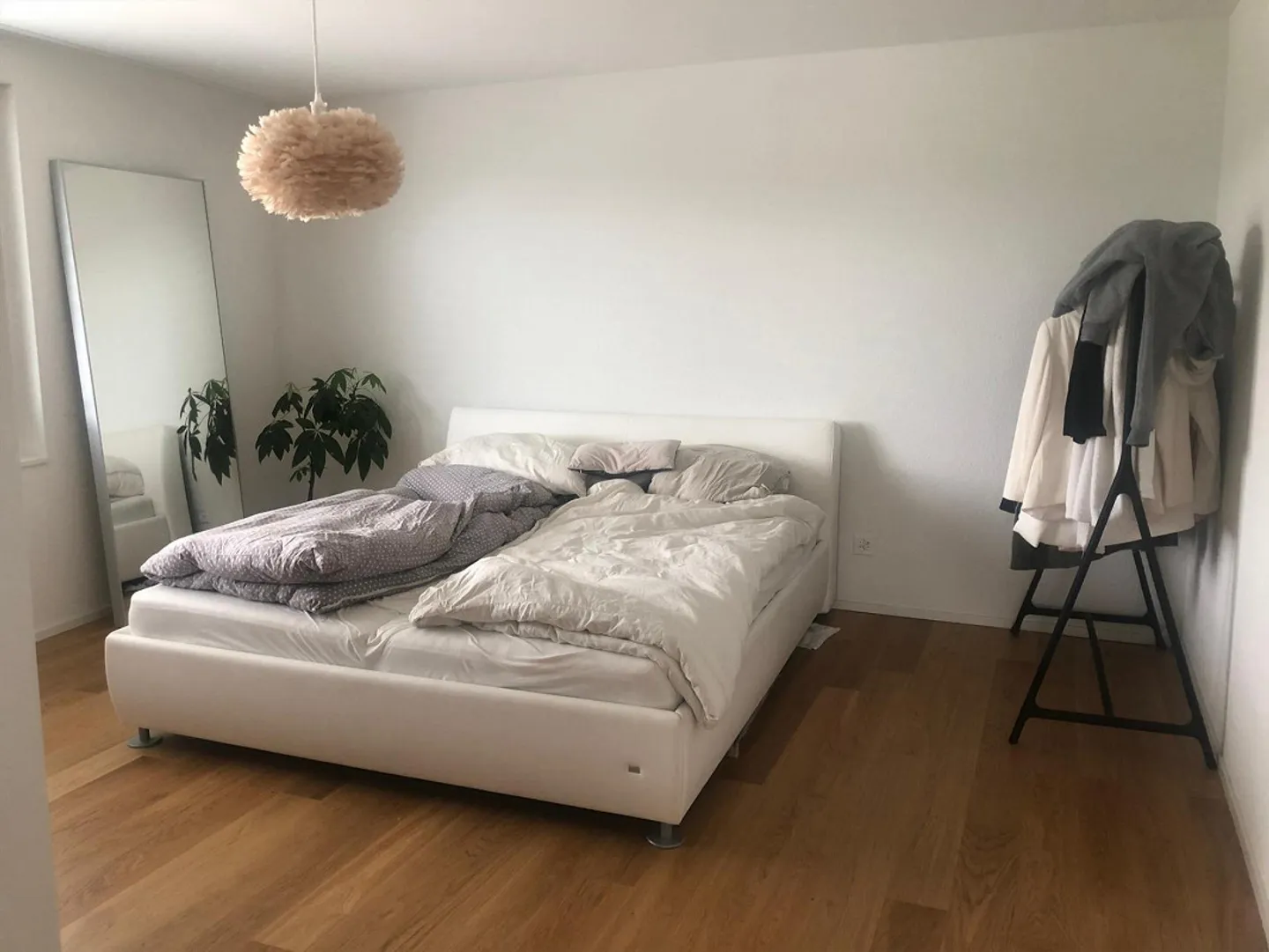 Appartement moderne de 4,5 pièces avec patio idyllique à louer - Photo 3 sur 11