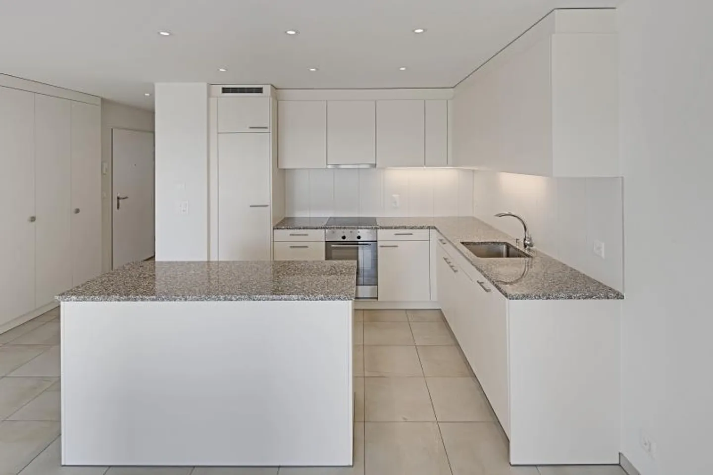 Your new home - stylish, central, with a great garden seating area - Photo 2 of 8