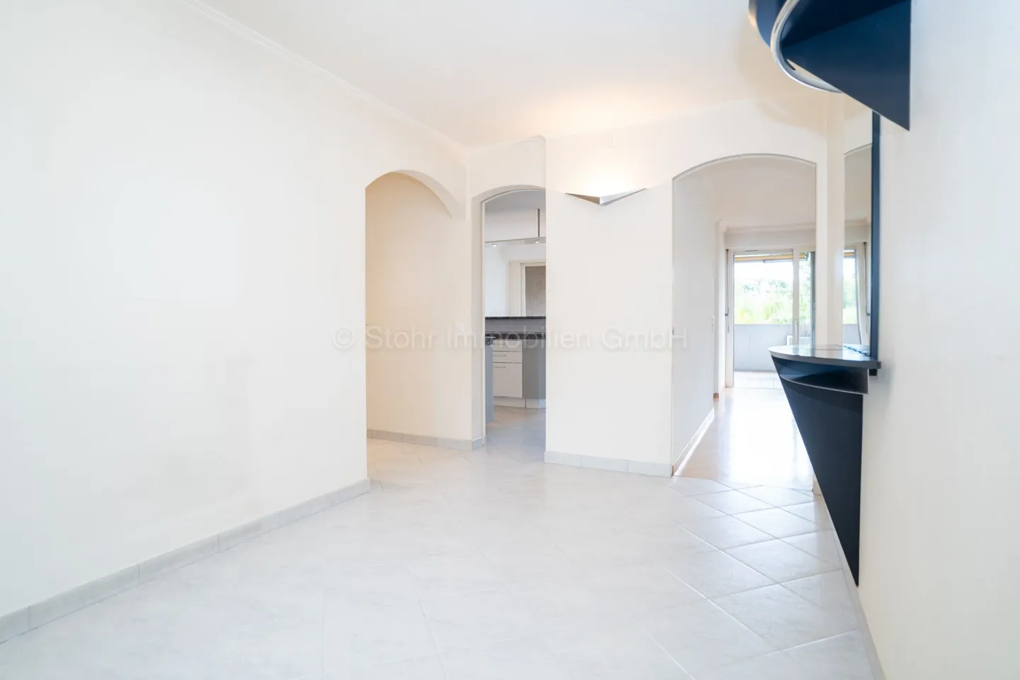 Spacious 5.5 Room Apartment Centrally Located in Winterthur-Seen - Photo 7 of 25