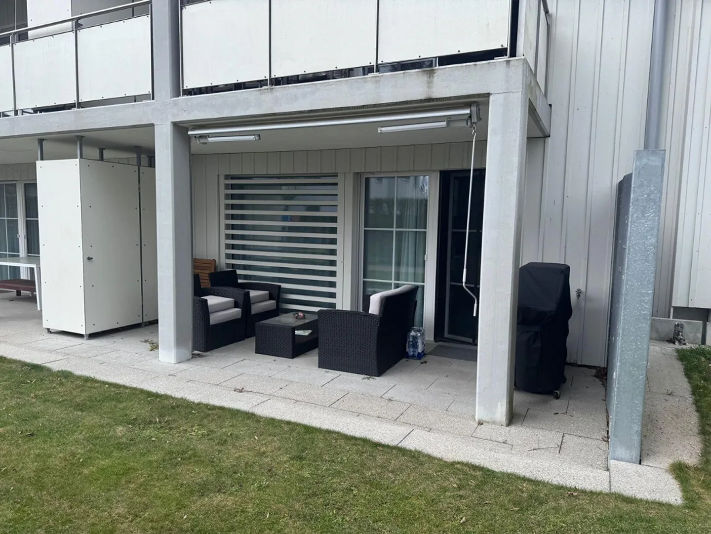 Your new home - stylish, central, with a great garden seating area - Photo 6 of 8