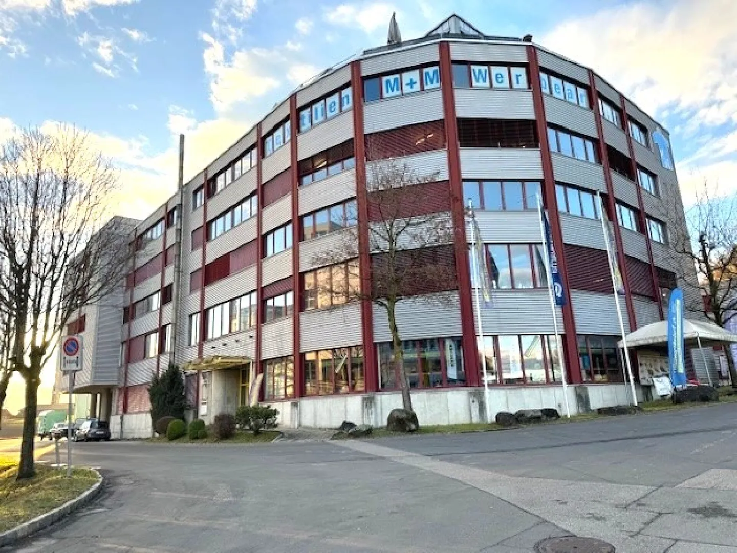 Vielseitige Büro- und Gewerberäume - Foto 1 von 10