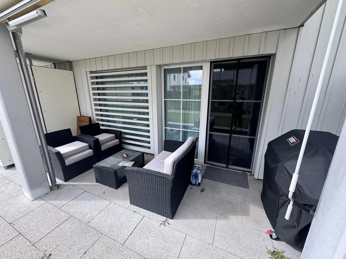 Your new home - stylish, central, with a great garden seating area - Photo 7 of 8