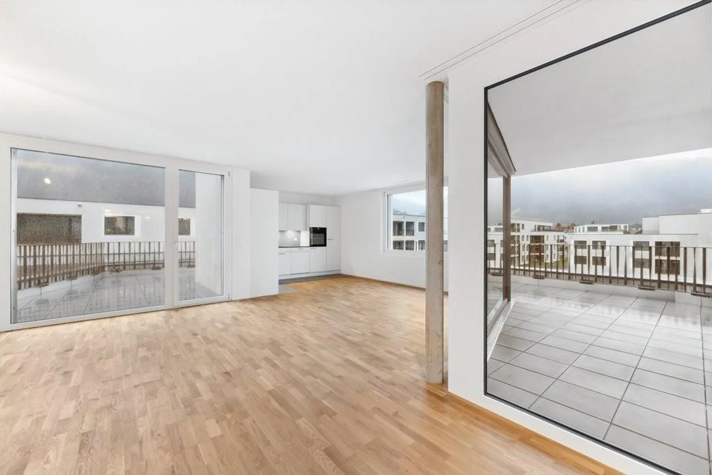 Sogno Attico con Grande Balcone e Vista Ampia - Foto 1 di 9