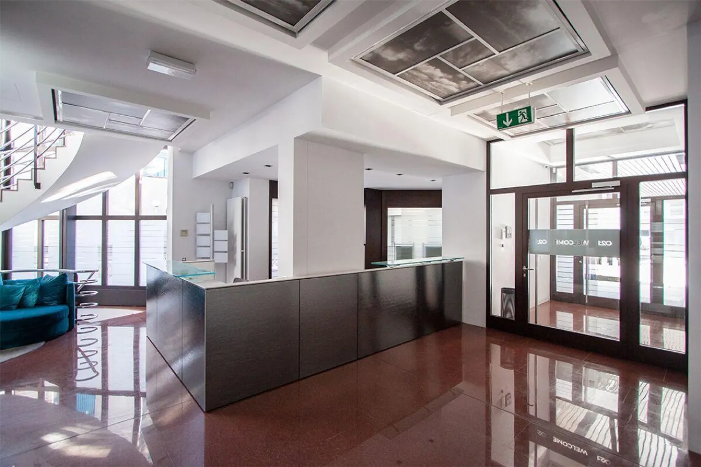 Bureaux dans un emplacement stratégique, à quelques pas du centre de Lugano. - Photo 2 sur 8