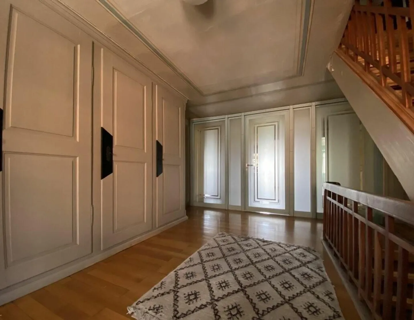 5.5-ROOM DREAM HOME WITH CHARM AND HISTORY - Photo 2 of 10