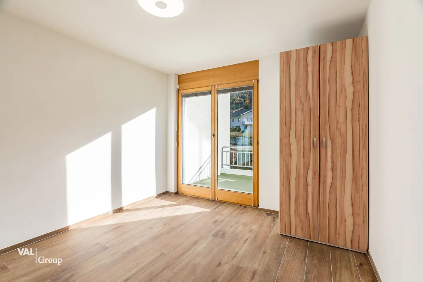 Ampio appartamento di 5,5 locali con balcone, vista montagna e alta qualità abitativa a Ried-Brig - Foto 8 di 21