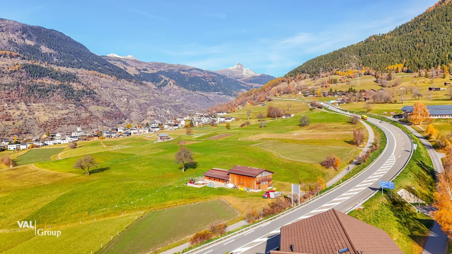 Ampio appartamento di 5,5 locali con balcone, vista montagna e alta qualità abitativa a Ried-Brig - Foto 16 di 21