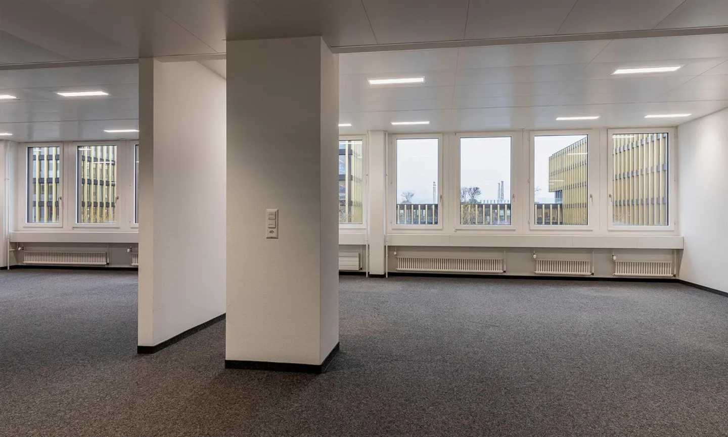 I tuoi nuovi uffici - pronti per essere occupati! - Edificio commerciale Neuhof... - Foto 8 di 13