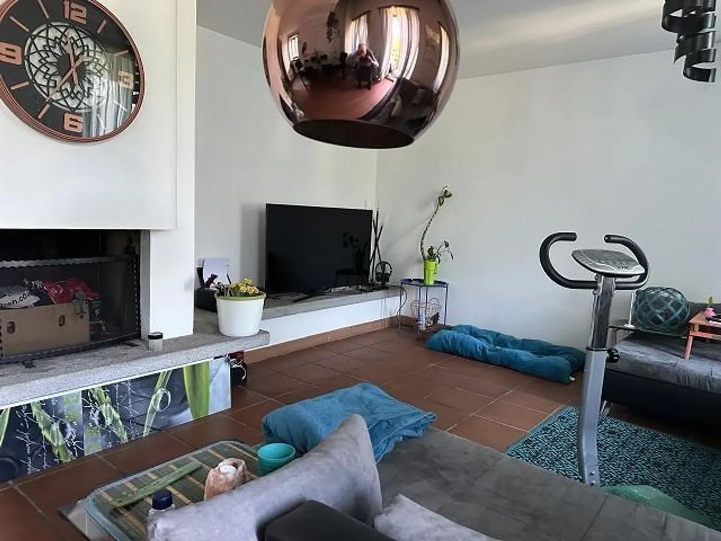 3 1/2 - Room Duplex Apartment Near the Lake - Photo 2 of 22