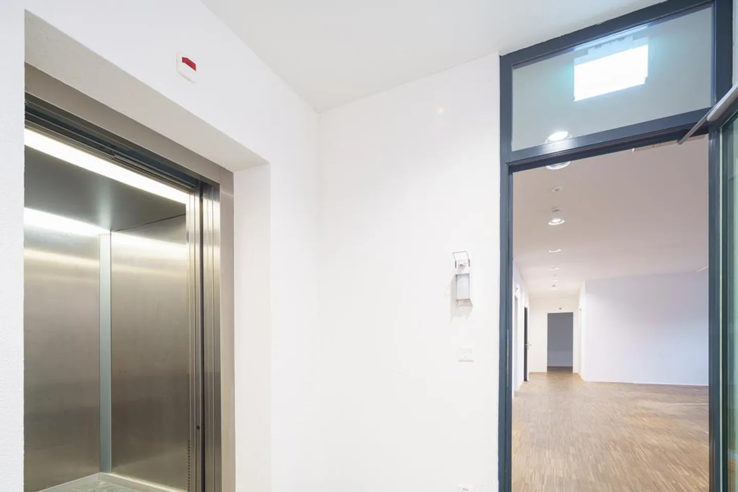 Spazio ufficio / vendita nel Letten Center, Binningerstrasse 86, Allschwil - Foto 3 di 8