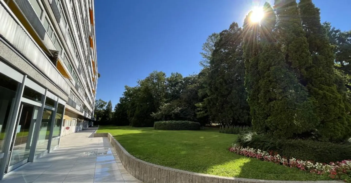 Luxury Apartment in Chêne-Bougeries - Photo 2 of 6