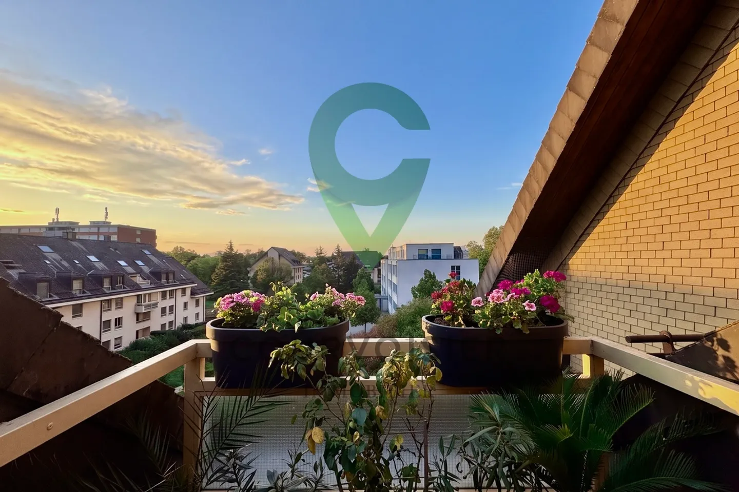Charming 5.5-room duplex convertible into 2 independent apartments - Photo 15 of 15