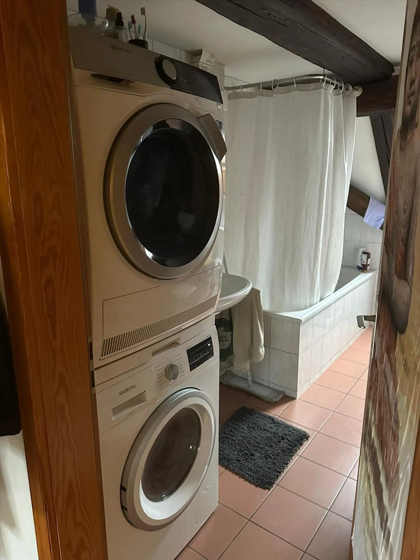 Apartment for rent - Photo 4 of 8