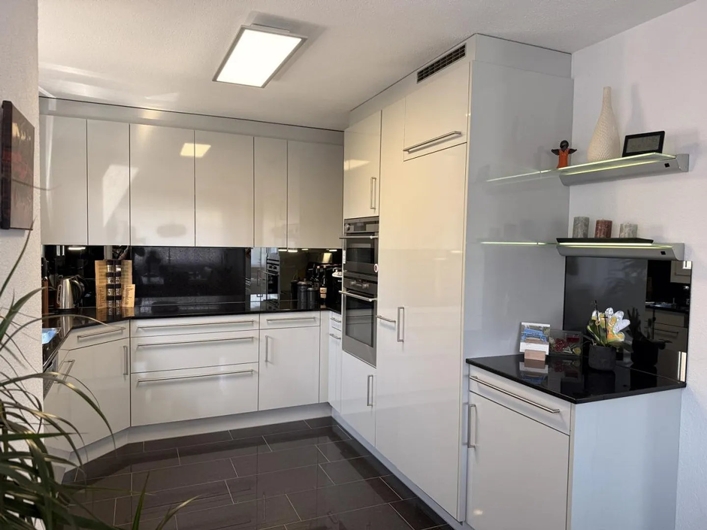 Geräumige 4.5-Zimmerwohnung Nähe Bahnhof - Foto 2 von 15