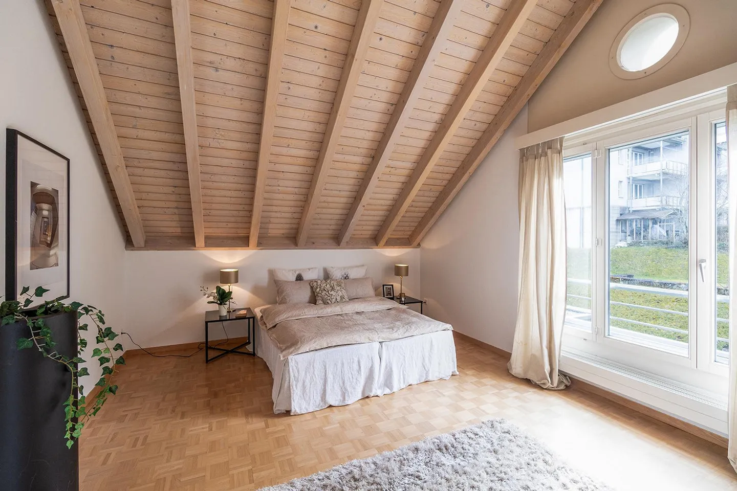 Spacious and light-filled living! - Photo 16 of 30