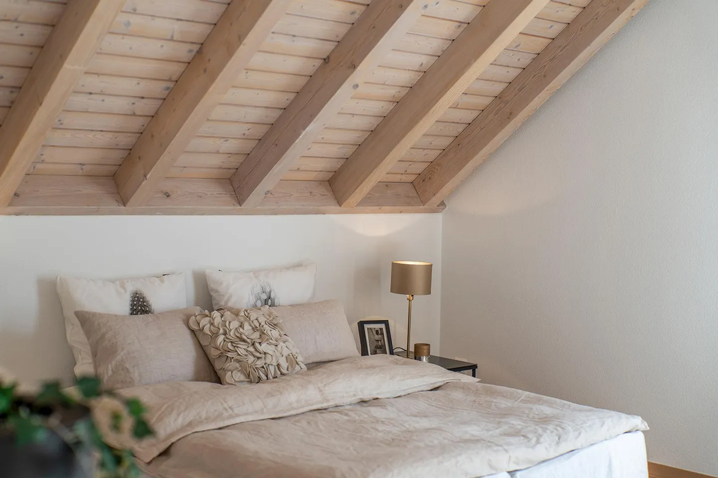 Spacious and light-filled living! - Photo 17 of 30
