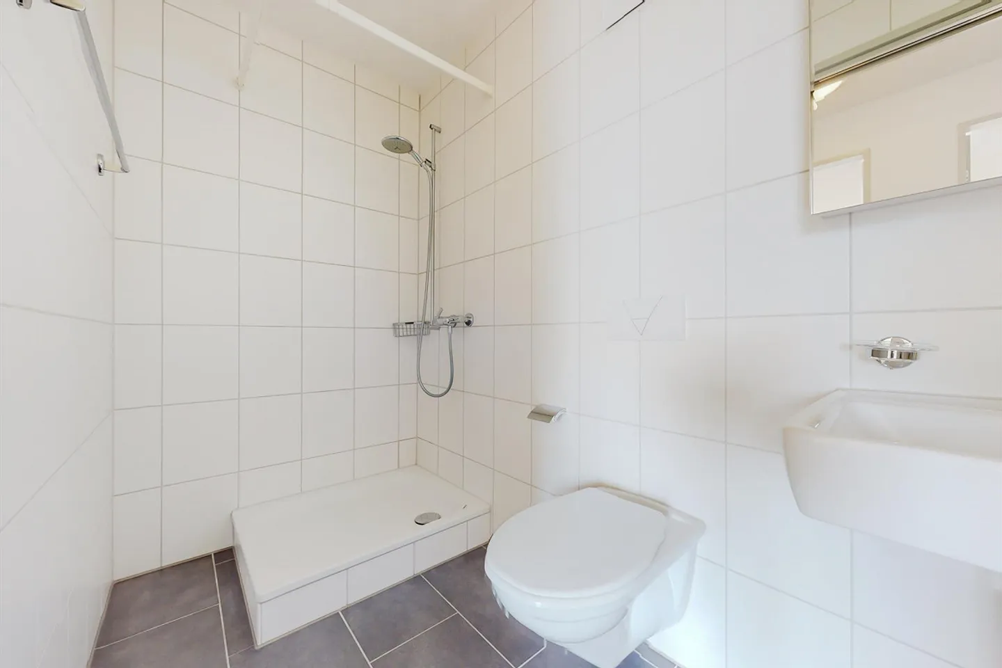 Beau logement à Lyss ! - Photo 7 sur 11