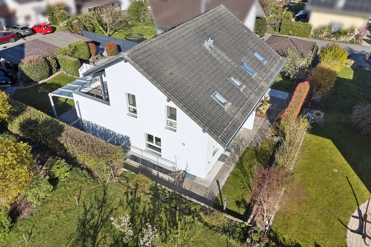 Modernes Doppelhaus in ruhiger Lage - Foto 3 von 20