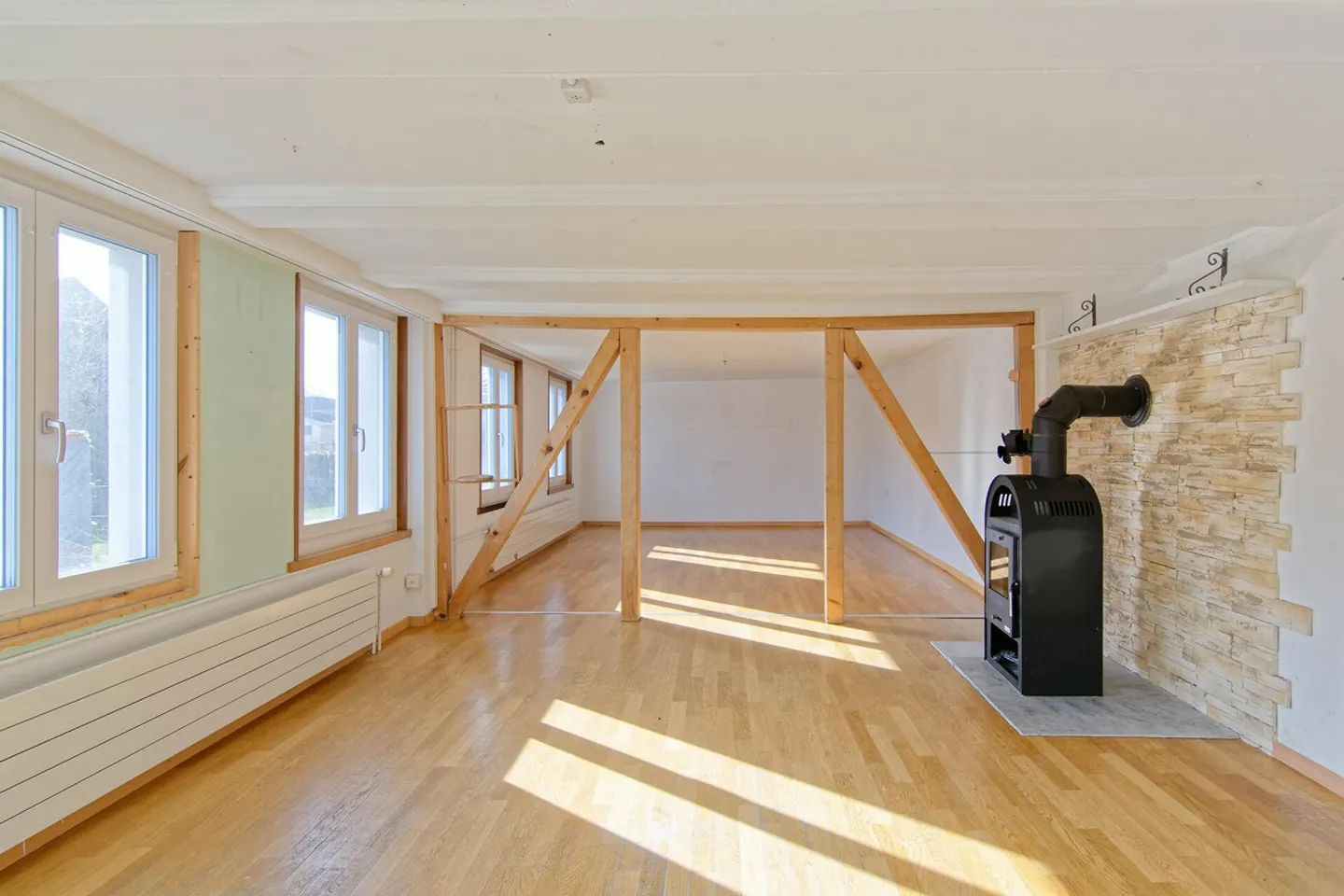 Detached 7.5-room single-family house - Photo 6 of 11