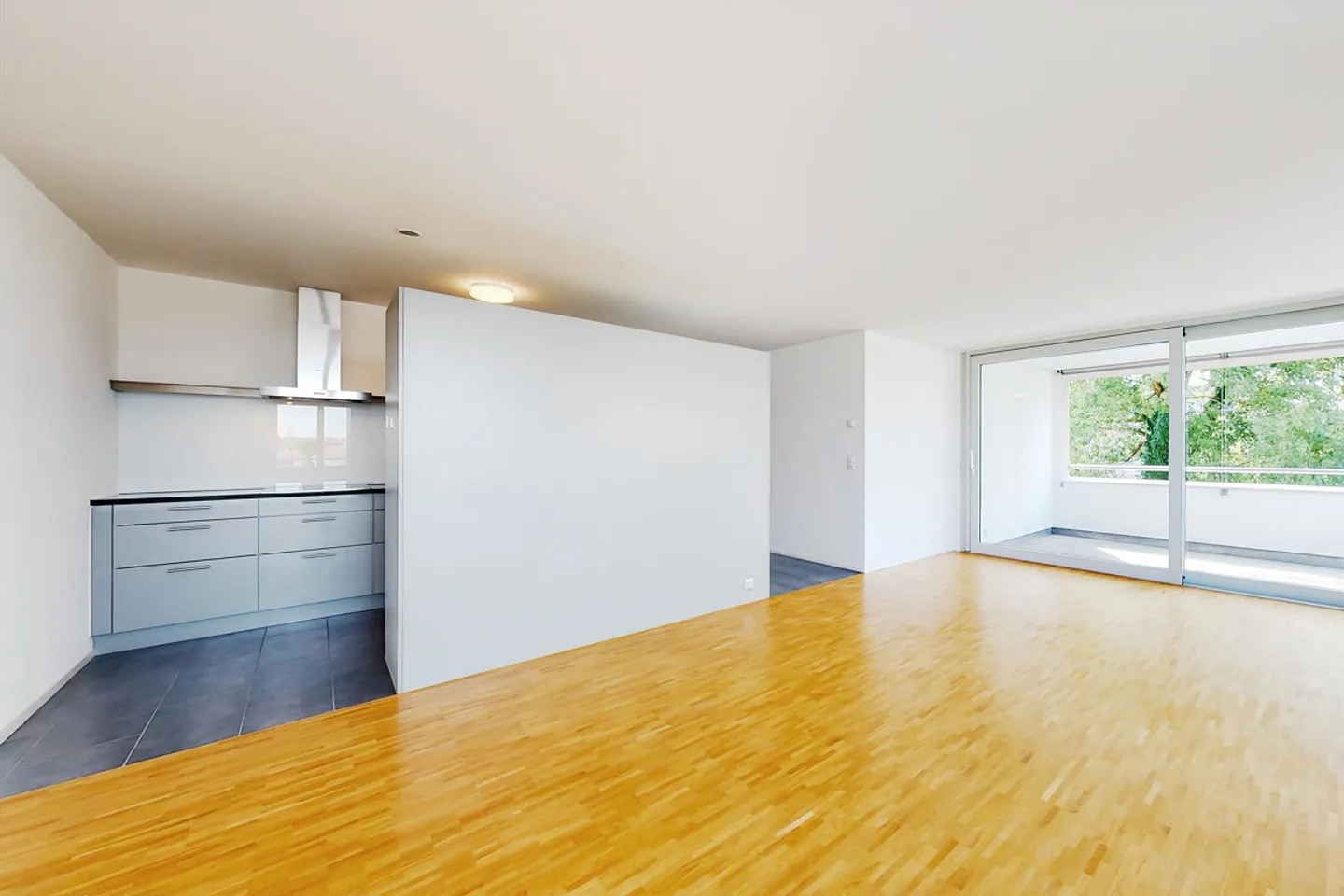 Beau logement à Lyss ! - Photo 4 sur 11