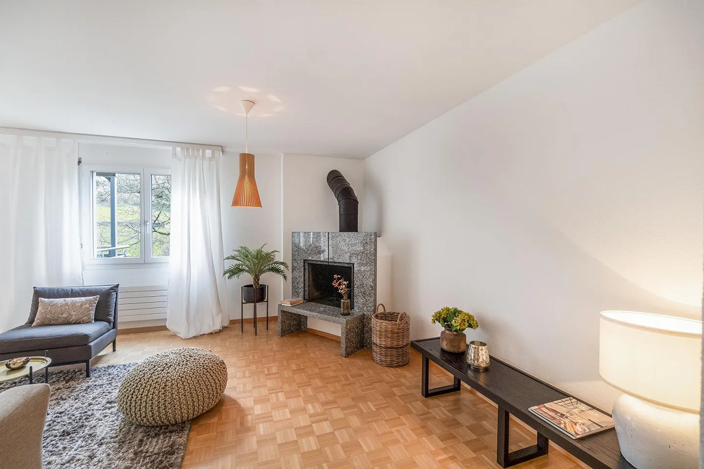 Spacious and light-filled living! - Photo 19 of 30