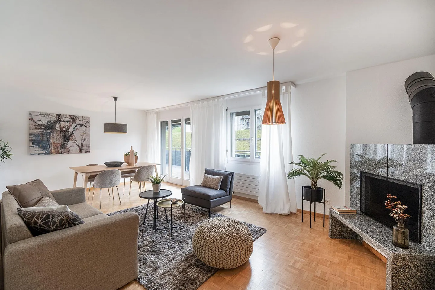 Spacious and light-filled living! - Photo 20 of 30