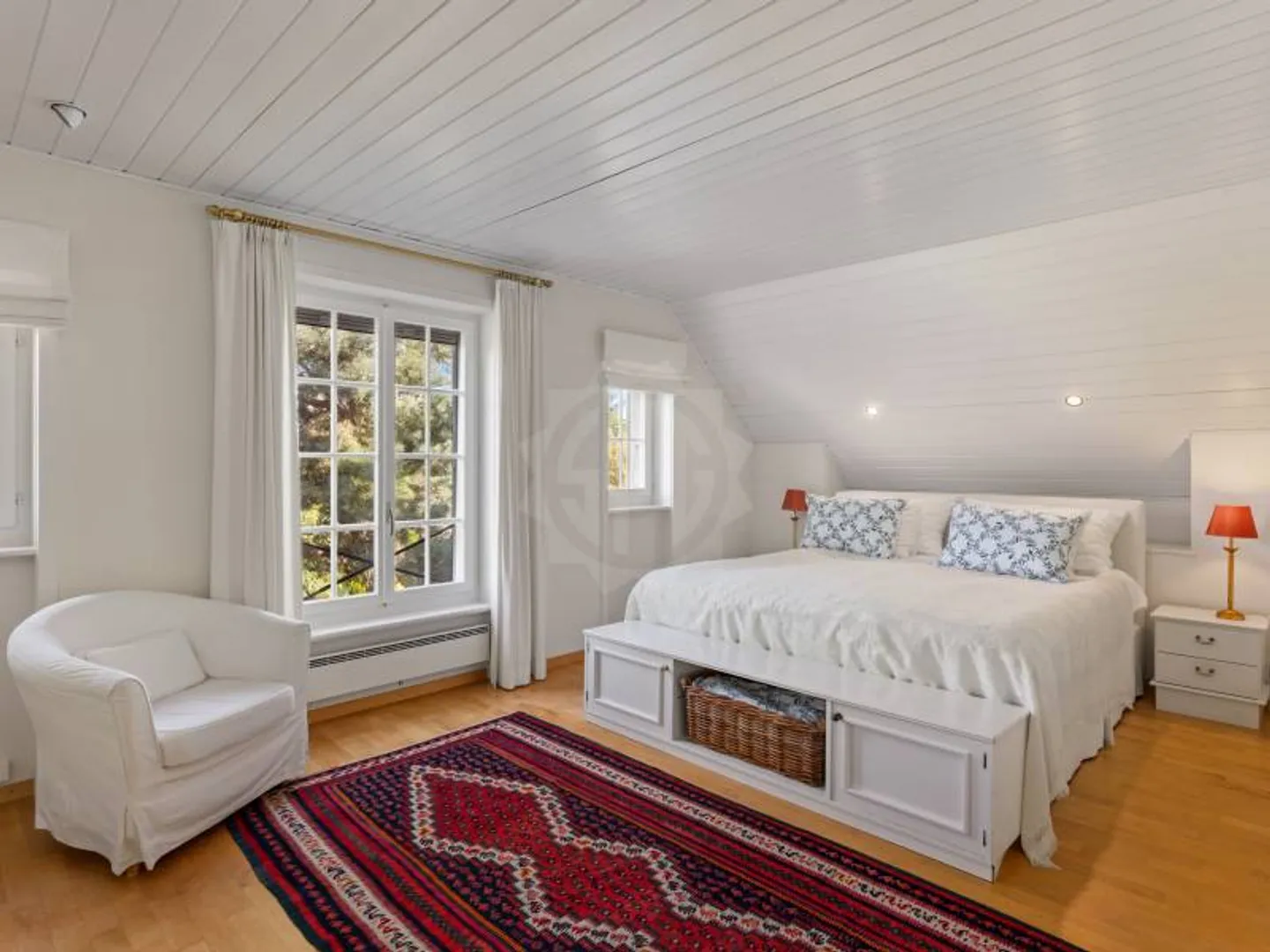 Beautiful property with heated pool and private beach - Photo 9 of 9