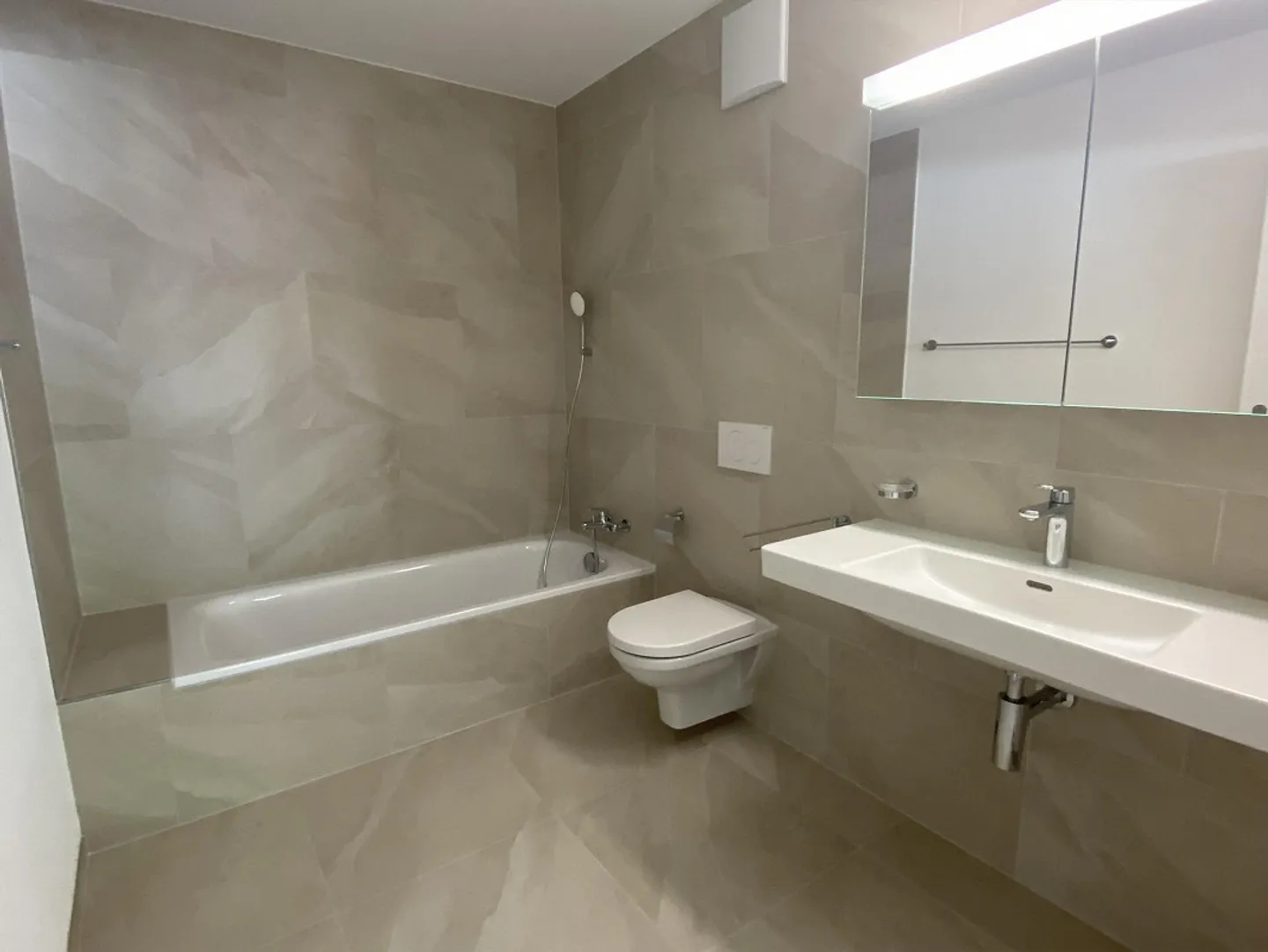 Magnifique appartement familial - Photo 6 sur 8