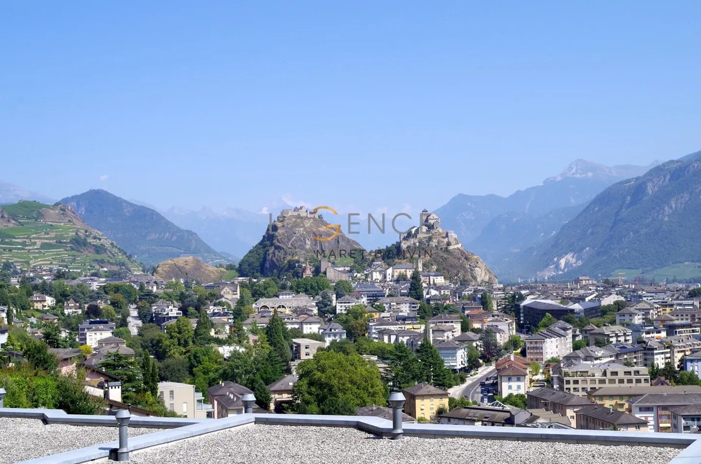 3.5 ROOM APARTMENT WITH VERANDA AND VIEW OF THE CASTLES - GRAVELONE - Photo 8 of 10
