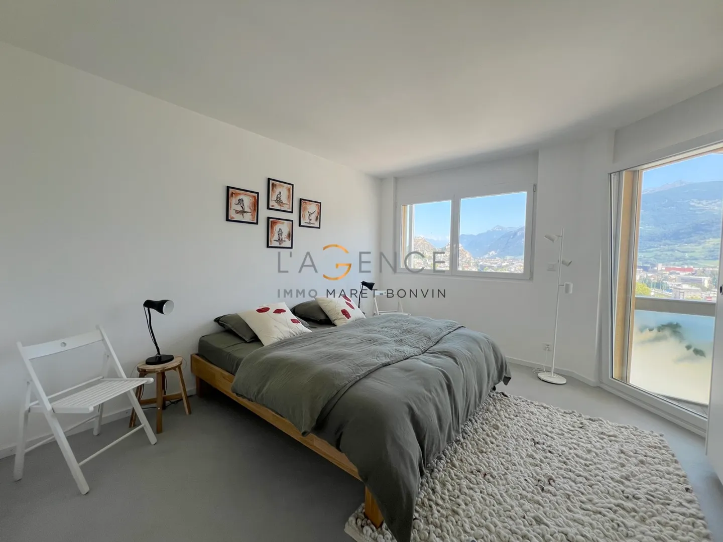 3.5 ROOM APARTMENT WITH VERANDA AND VIEW OF THE CASTLES - GRAVELONE - Photo 5 of 10