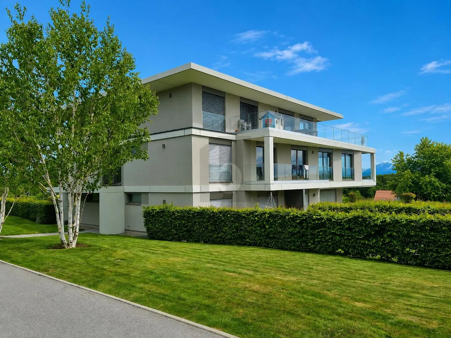 MAGNIFICENT VIEW WITH LARGE GARDEN - Photo 1 of 5