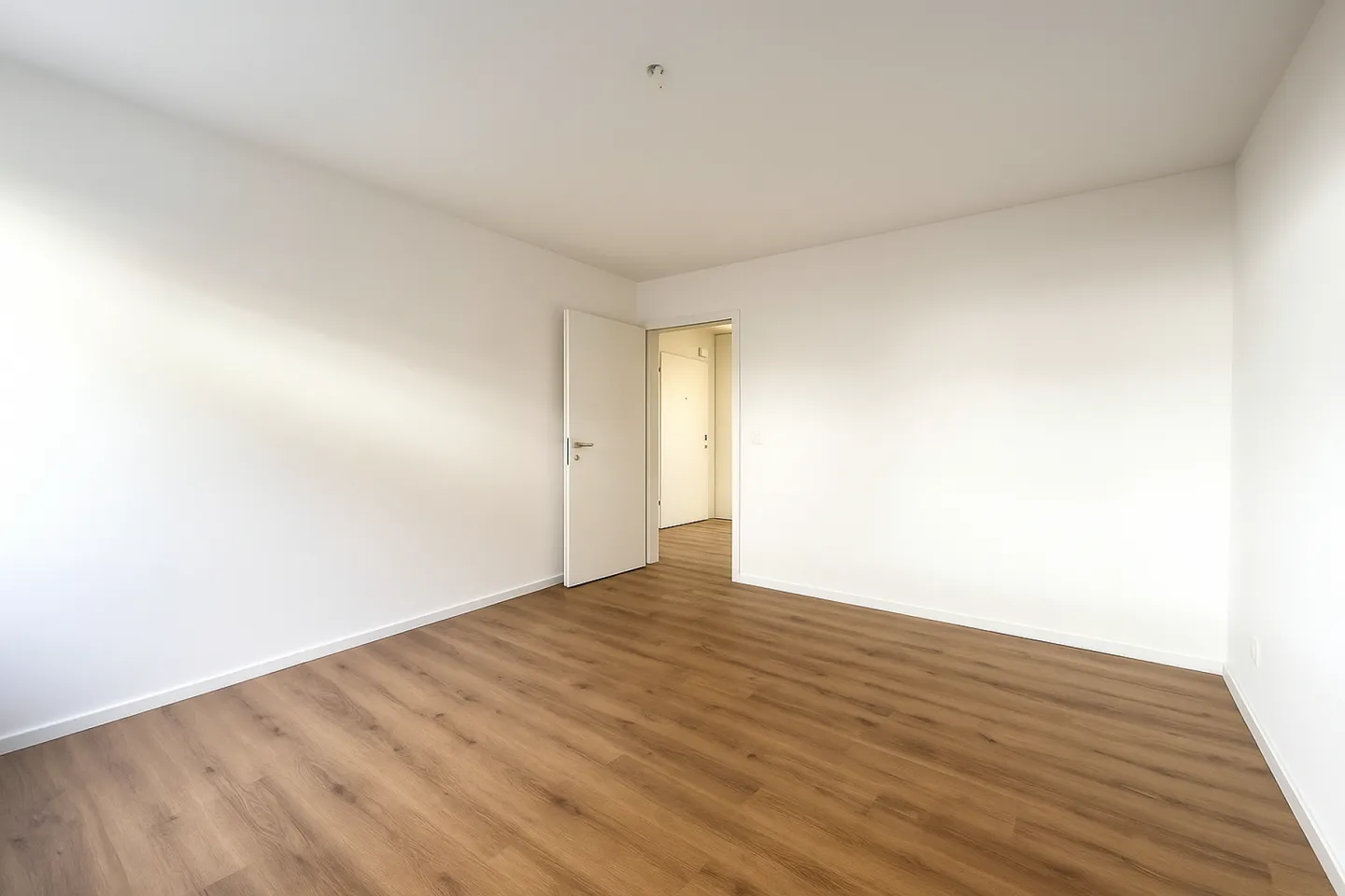 Wohnen wie neu: Erstbezug nach Renovation - 3.5-Zimmer-Wohnung mit Stil - Foto 4 von 7