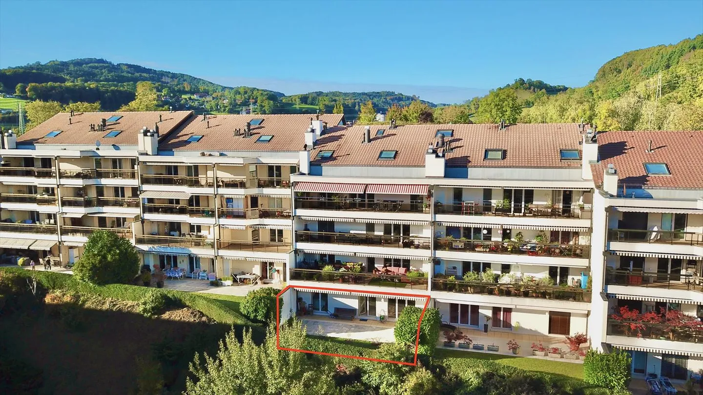 Wohnung mit Terrasse 2,5 Zimmer - Foto 2 von 8