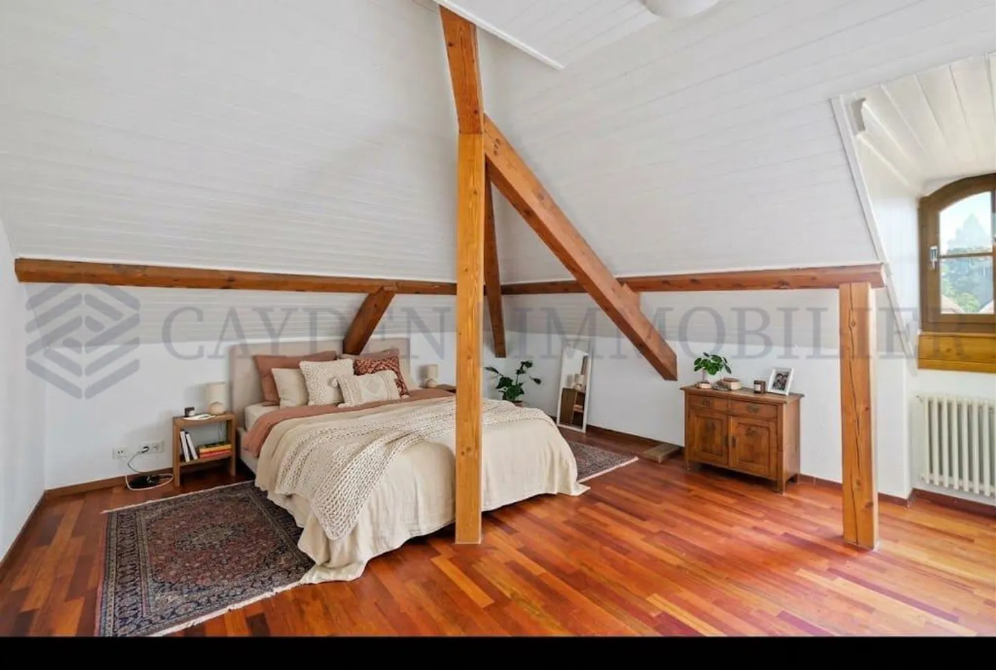 Beautiful duplex in a charming residence - Photo 8 of 11