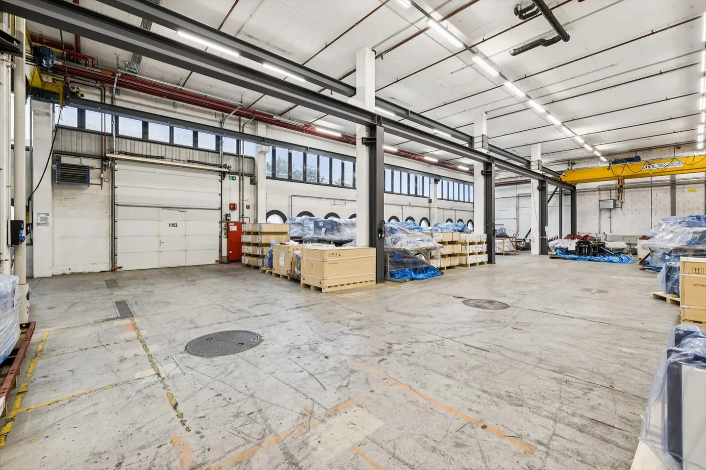 Production and office spaces for rent in Satigny - Photo 2 of 10
