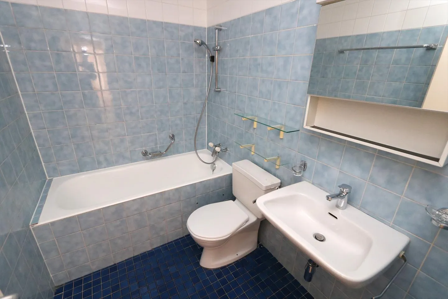 Wohnung mit 4 Zimmern in Pâquis - Foto 7 von 8