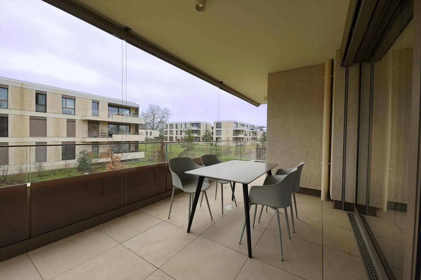 Appartement 5 pièces - Photo 4 sur 12