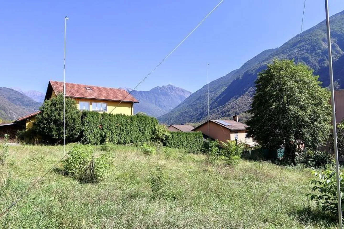 Terreno edificabile pianeggiante di 687 m2 Zona R3 in una posizione molto soleggiata e tranquilla... - Foto 5 di 14
