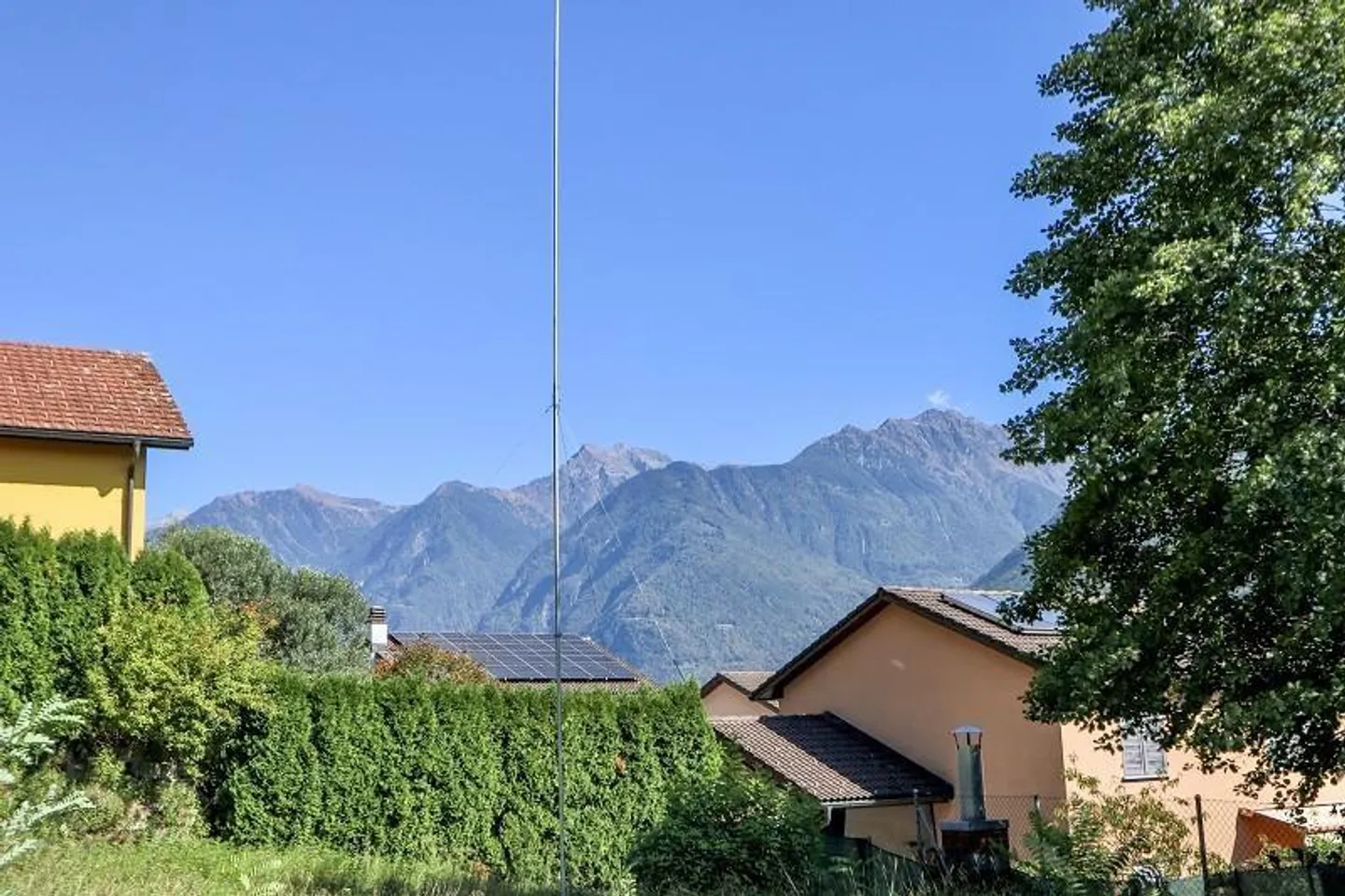 Terreno edificabile pianeggiante di 687 m2 Zona R3 in una posizione molto soleggiata e tranquilla... - Foto 7 di 14