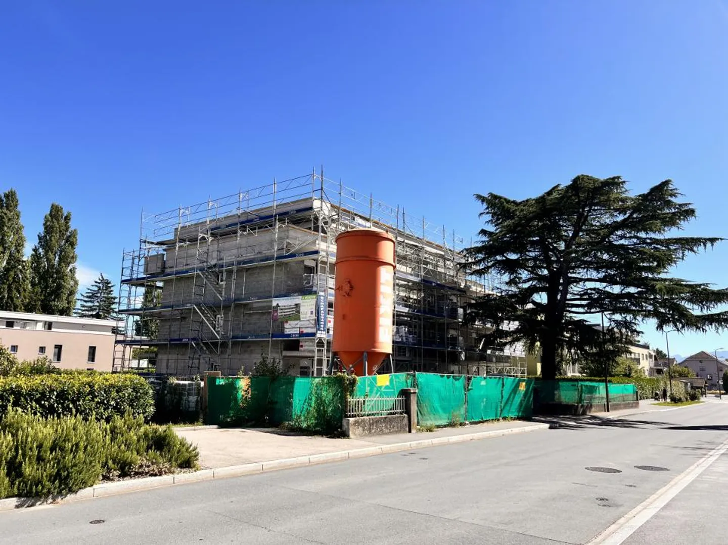 Wohnung 2,5 Zimmer im Erdgeschoss mit Garten in Chavannes, Grundstück 5 - Foto 5 von 13