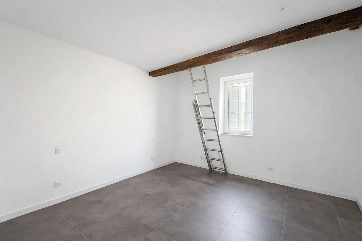 Appartamento ristrutturato ad Arzo - Foto 5 di 7