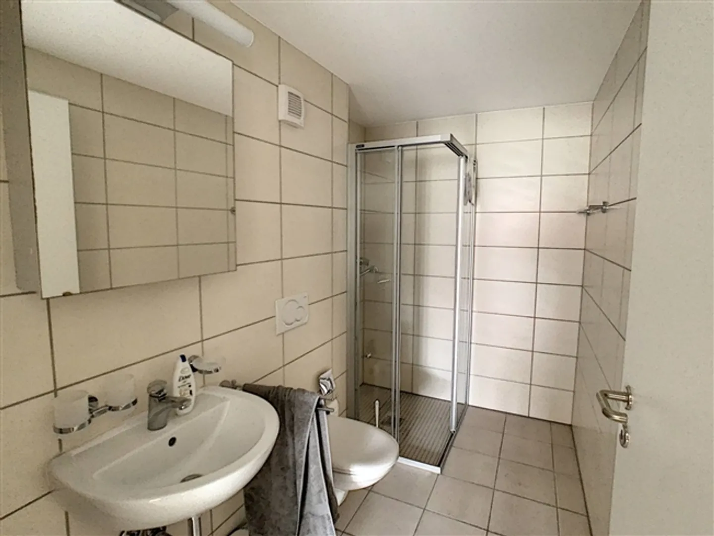 Magazzino ottima posizione - Foto 2 di 3